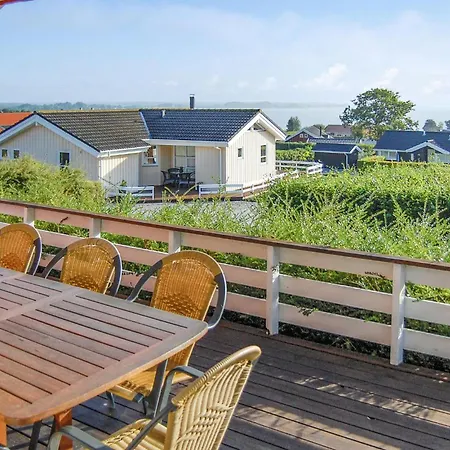 Holiday home 3 Bedroom Awesome In Sjolund *